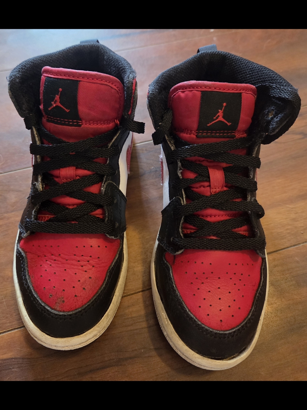 Kid's Nike Air Jordan 1 Mid sneakers Red & Black Size 12C